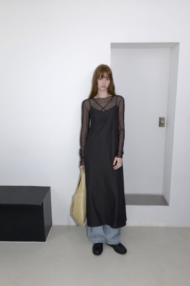 아틀리에 나인 26SS, 일상에 스며드는 쿨한 페미닌 무드 5 20260212 ATELIER NAIN 3 3