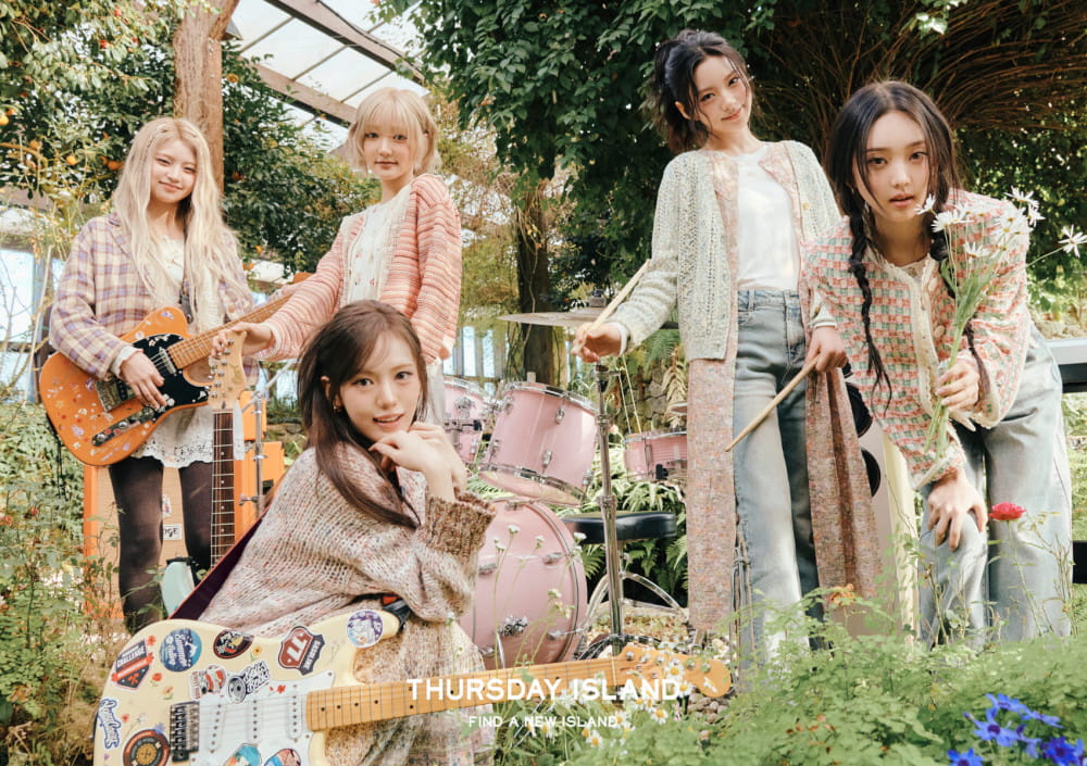 써스데이 아일랜드 X 키키, 봄 햇살 닮은 ‘보헤미안 페스티벌’ 5 20260219 thursday 3 3