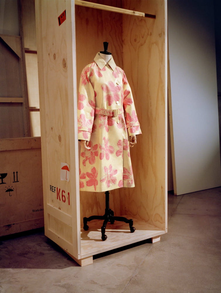 위크엔드 막스마라 “트렌치코트, 창작의 캔버스가 되다” 3 20260225 Weekend Max Mara 1 2