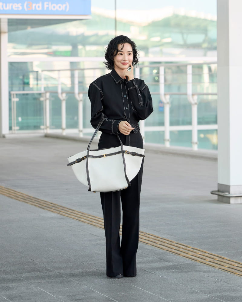 방효린, 밀라노 패션위크 출국… ‘타임리스한 우아함의 정석’ 1 20260225 tods 1 1