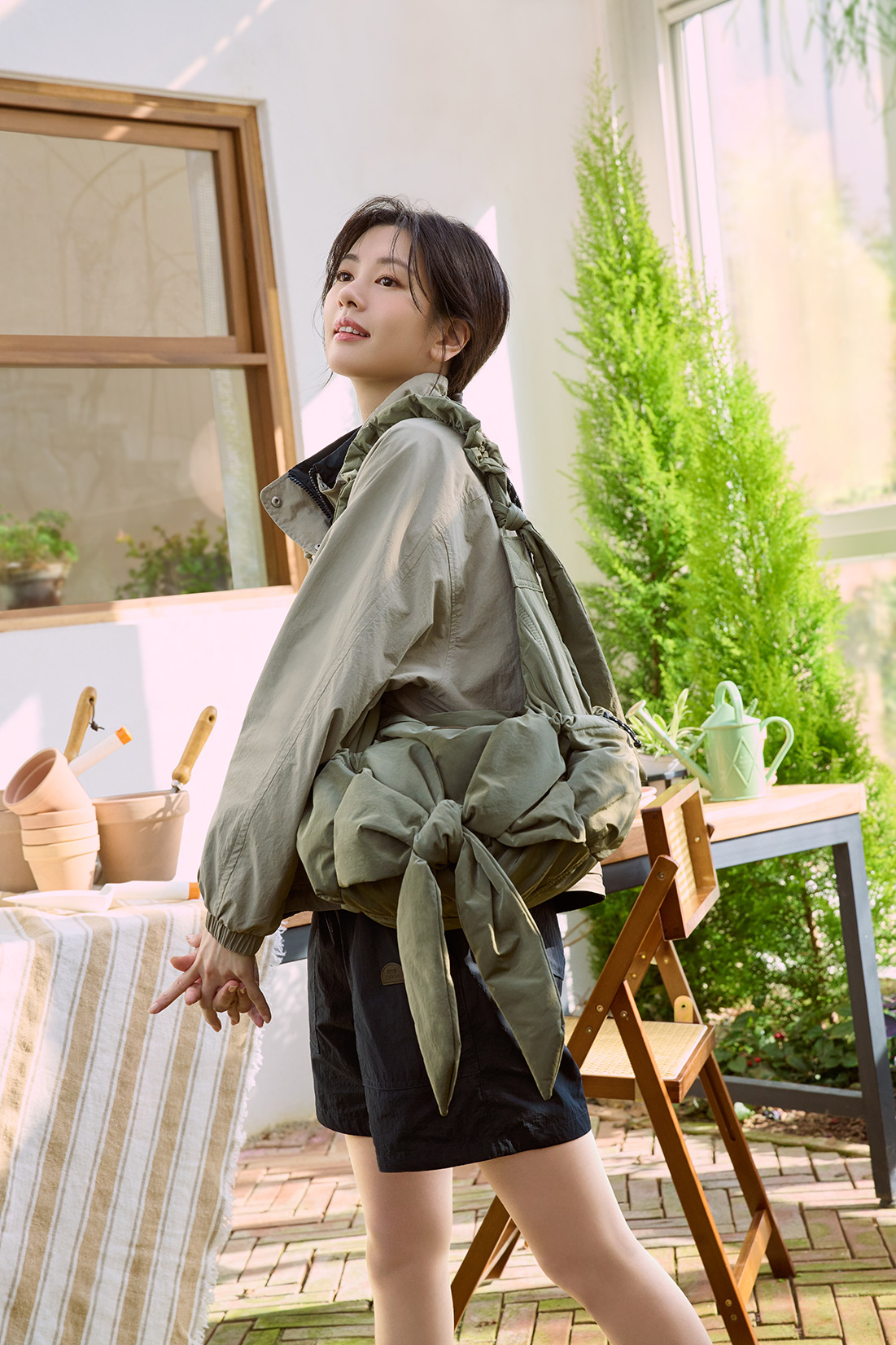 POND GROUP BBC EARTH 폰드그룹 정소민 비비씨어스 1 1