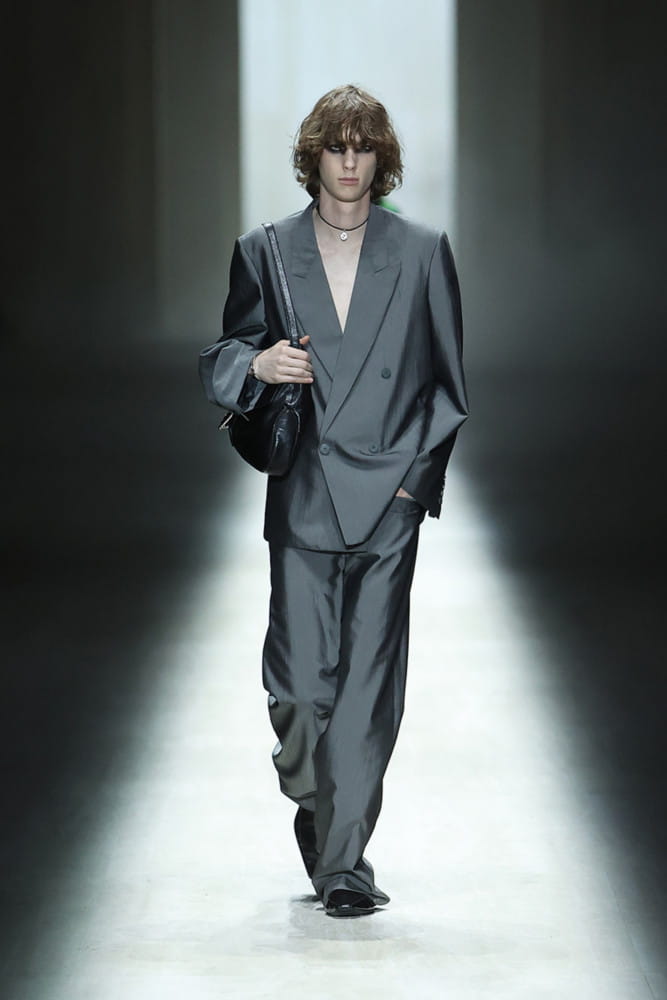 뎀나가 재해석한 구찌의 신세계… 밀란 패션위크 ‘구찌 프리마베라’ 컬렉션 공개 16 20260303 gucci 9 14