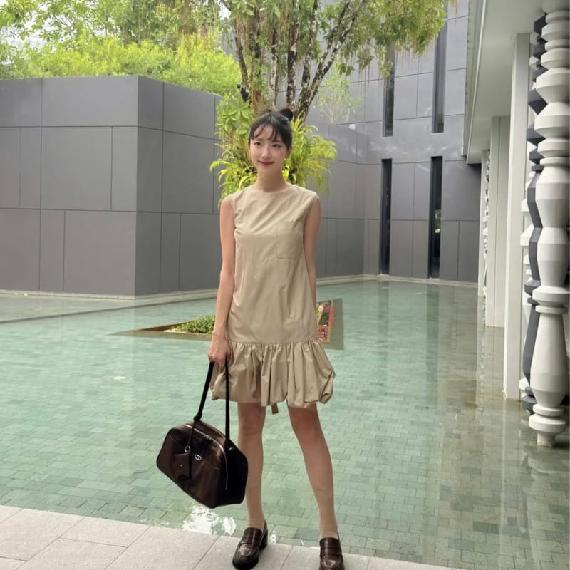 표예진 픽, 데일리 ‘원숄더백’ 스타일링 1 20260408 athe 4 1