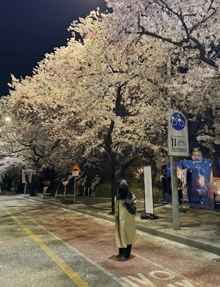 20260410 Jung Ryeowon 2 6