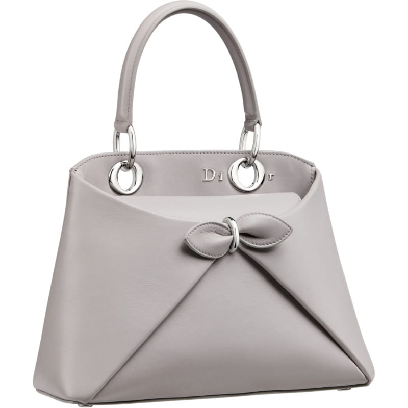 디올, 1952년 아카이브의 재탄생…‘Dior Cigale’ 공개 11 20260410 dior 17 9