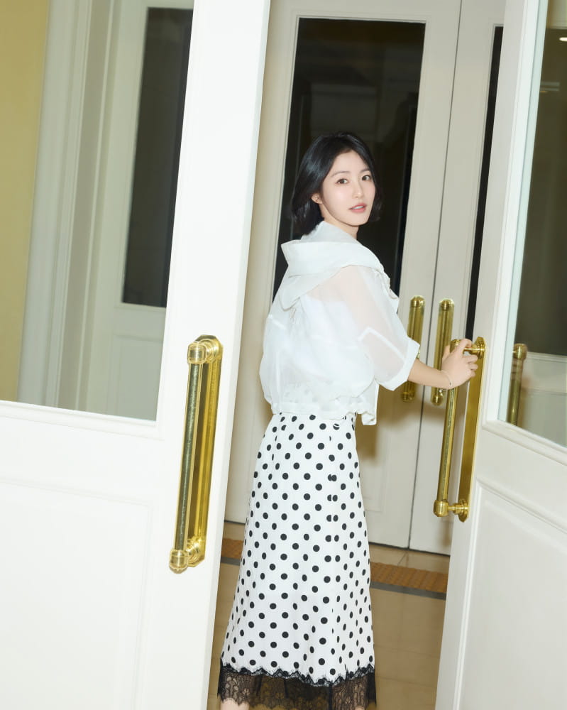 신예은의 취향 담은 '잇미샤' 여름 컬렉션 8 20260413 ITMITHAA 14 6