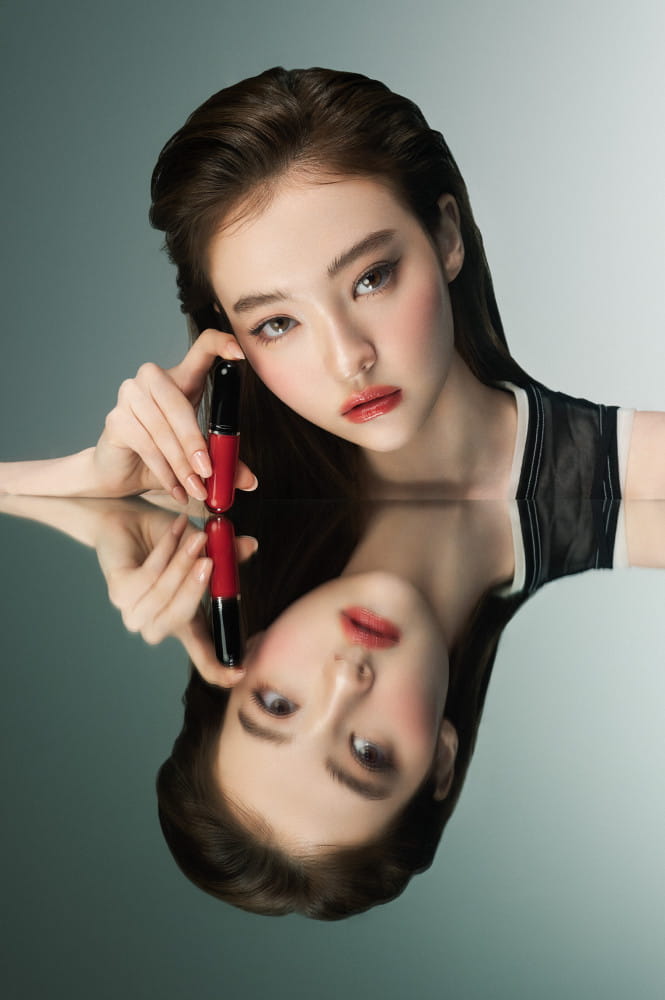 미야오 엘라, 반짝이는 미러 글로우 립의 비밀 1 20260511 mac 2 1