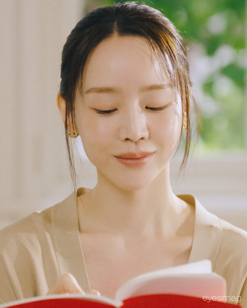 페라가모, 신혜선과 함께한 여름 액세서리 컬렉션 론칭 6 20260601 Ferragamo 3 4