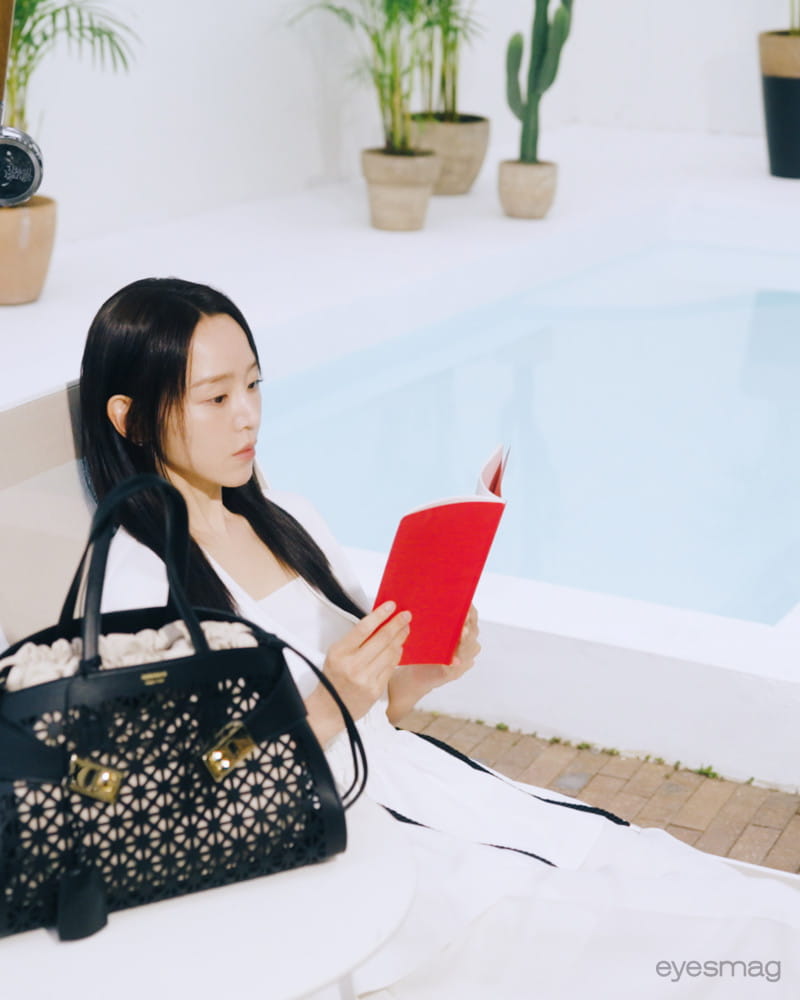 페라가모, 신혜선과 함께한 여름 액세서리 컬렉션 론칭 3 20260601 Ferragamo 4 2
