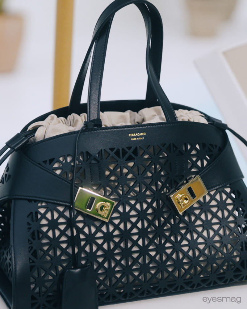 페라가모, 신혜선과 함께한 여름 액세서리 컬렉션 론칭 5 20260601 Ferragamo 6 3