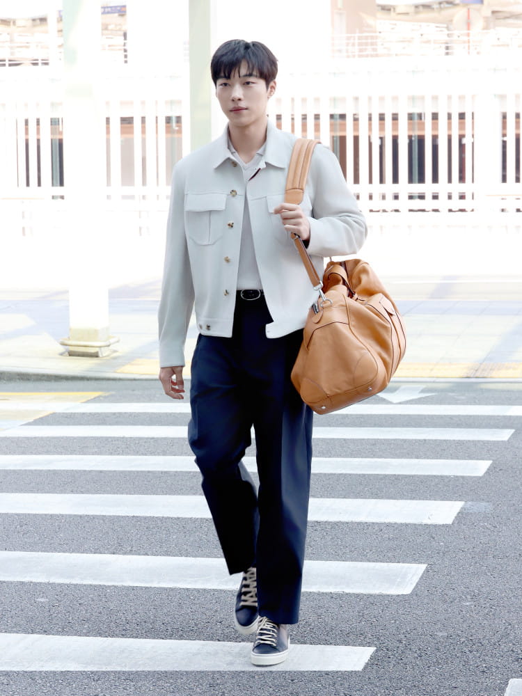 우도환, 브루넬로 쿠치넬리 26SS 컬렉션으로 럭셔리 캐주얼 룩 4 20260615 BRUNELLO CUCINELLI 1 2