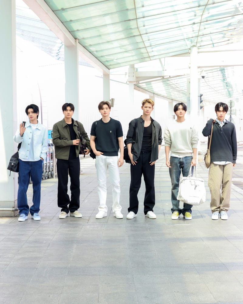 엔하이픈 공항 패션, 미니멀룩부터 댄디한 데님까지 1 20260622 prada 1 1