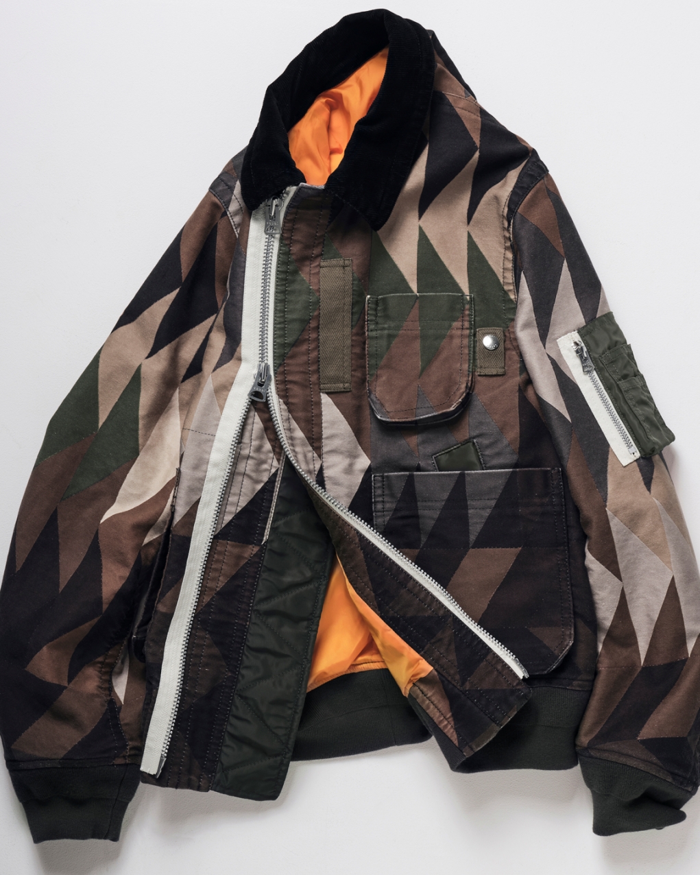 사카이 X A.P.C. 세 번째 만남, 역대급 협업 컬렉션 공개 5 Men s Blouson 3 3