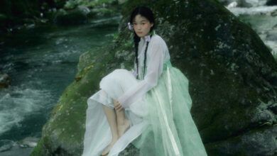 매거진 〈싱글즈〉, 광복절 맞아 현대적 한복 아우라 조명 11 한복화보매거진싱글즈