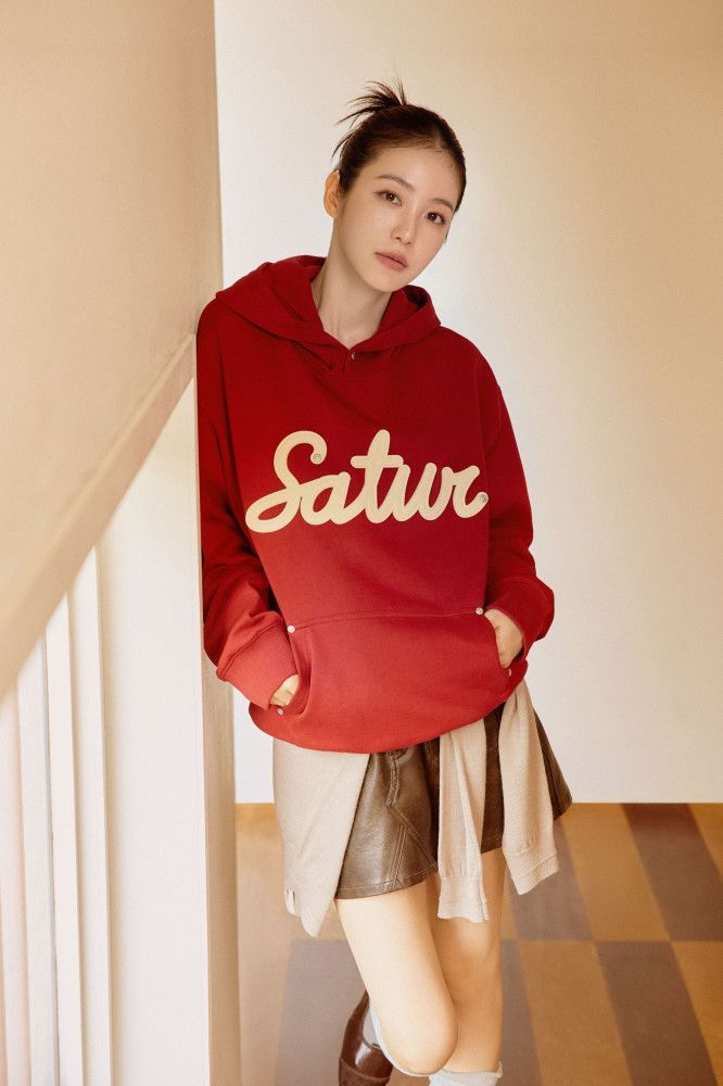 신예은, 여유롭고 스타일리시한 가을 데일리 룩 2 20260831 SATUR 2 2