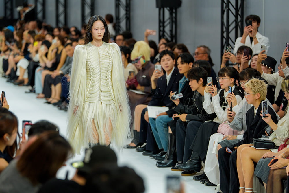‘DDP부터 잠실까지’… ‘2027 S/S 서울패션위크’, K-패션의 새로운 지평을 열다 5 20260921 seoulfashion 3 5