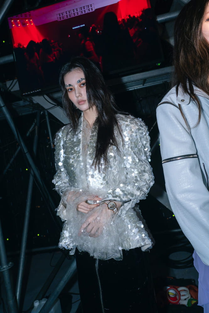 ‘소재의 마스터’ 라도, 한나신과 2027 S/S 서울패션위크 협업 4 20260923 hannashin 1 1 4