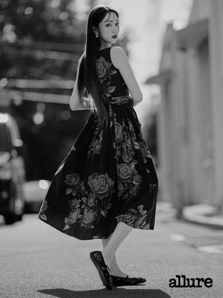 “이성경 X 돌체앤가바나” 고혹적인 정통 테일러링 2 20260928 Dolce Gabbana 8 2