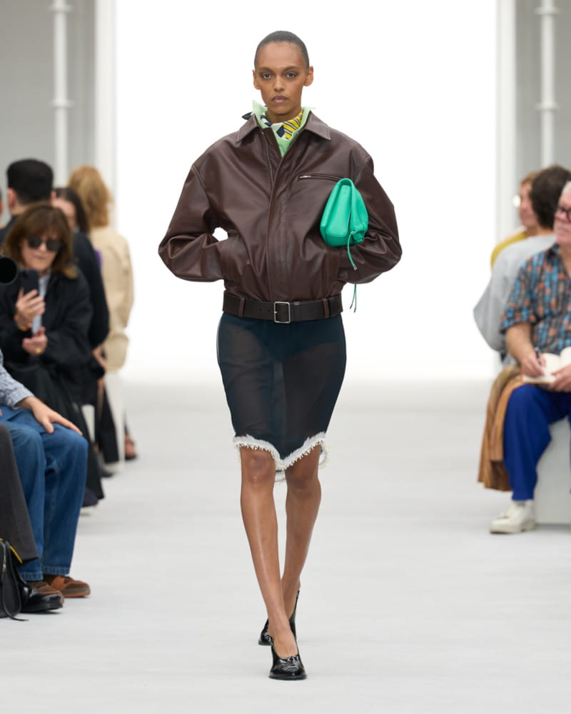 20261006 LOEWE 7 3