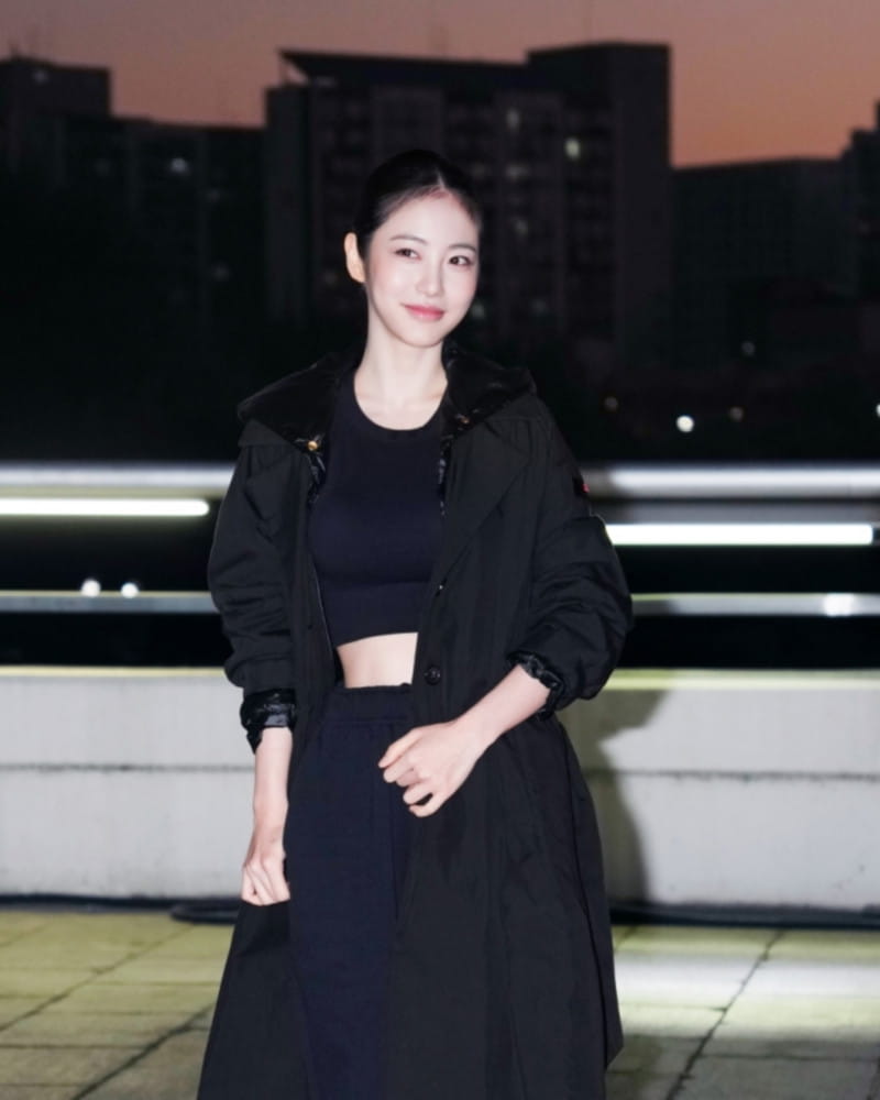 신예은, 시크하고 여유로운 출국길 1 20261008 PEUTEREY 4 1