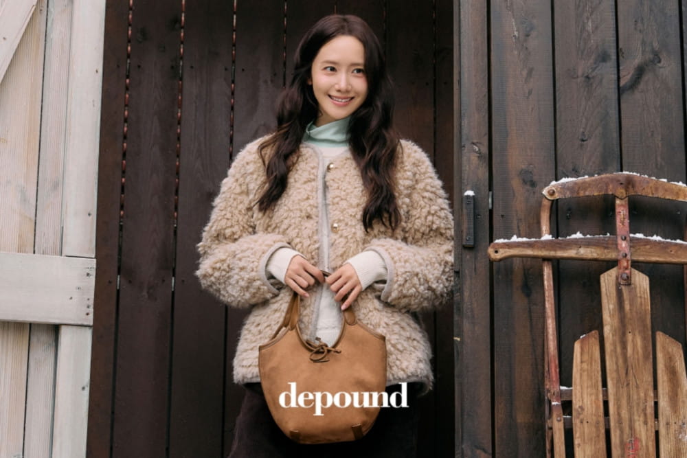 ‘사나 X 임윤아’가 제안하는 감각적인 겨울 아우터 스타일링 5 20261019 depound 2 5